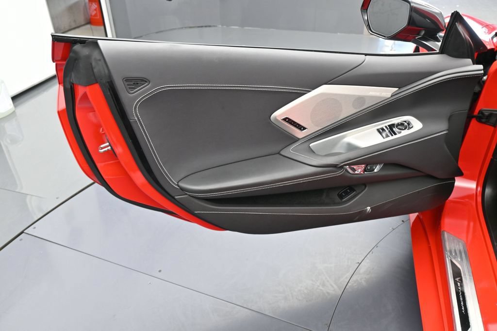 Used 2020 Chevrolet Corvette Stingray Preferred Cpe w/ 2LT Preferred Equipment Group RWD image 13