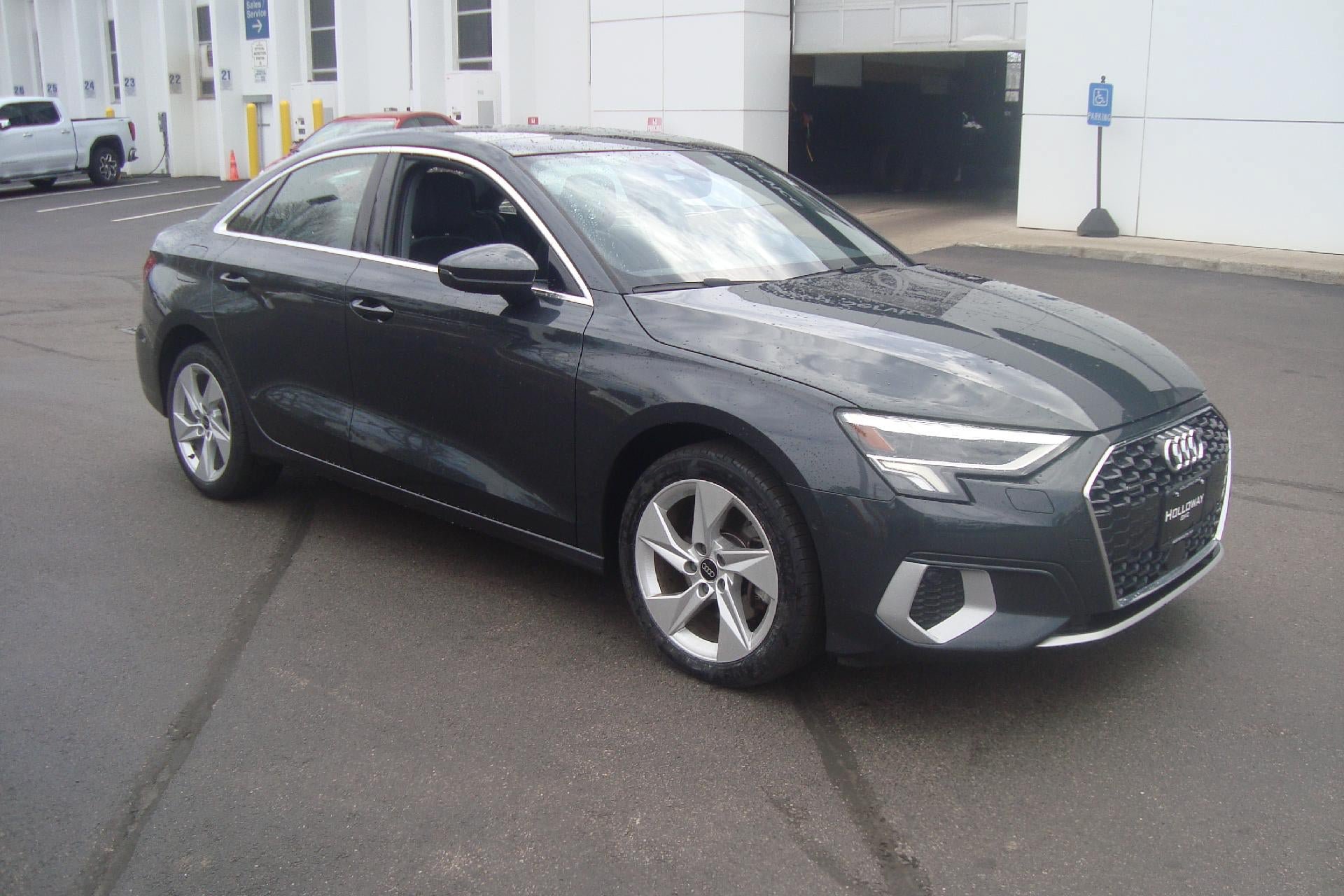 Used 2024 Audi A3 2.0T Premium Plus AWD/4WD image 3
