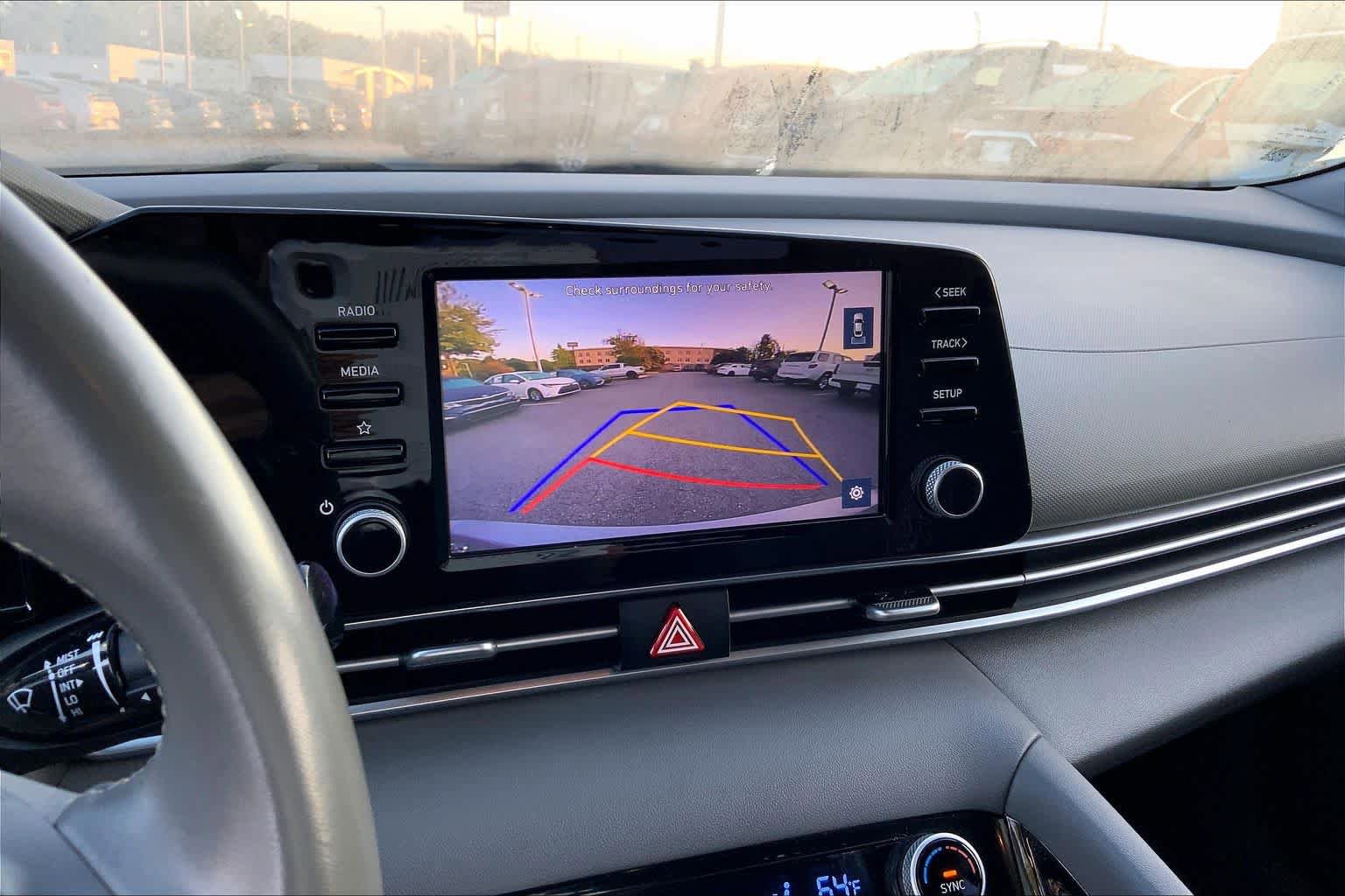 Used 2022 Hyundai Elantra SEL w/ Convenience Package FWD image 28