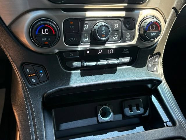 Used 2019 GMC Yukon Denali w/ Open Road Package AWD/4WD image 17