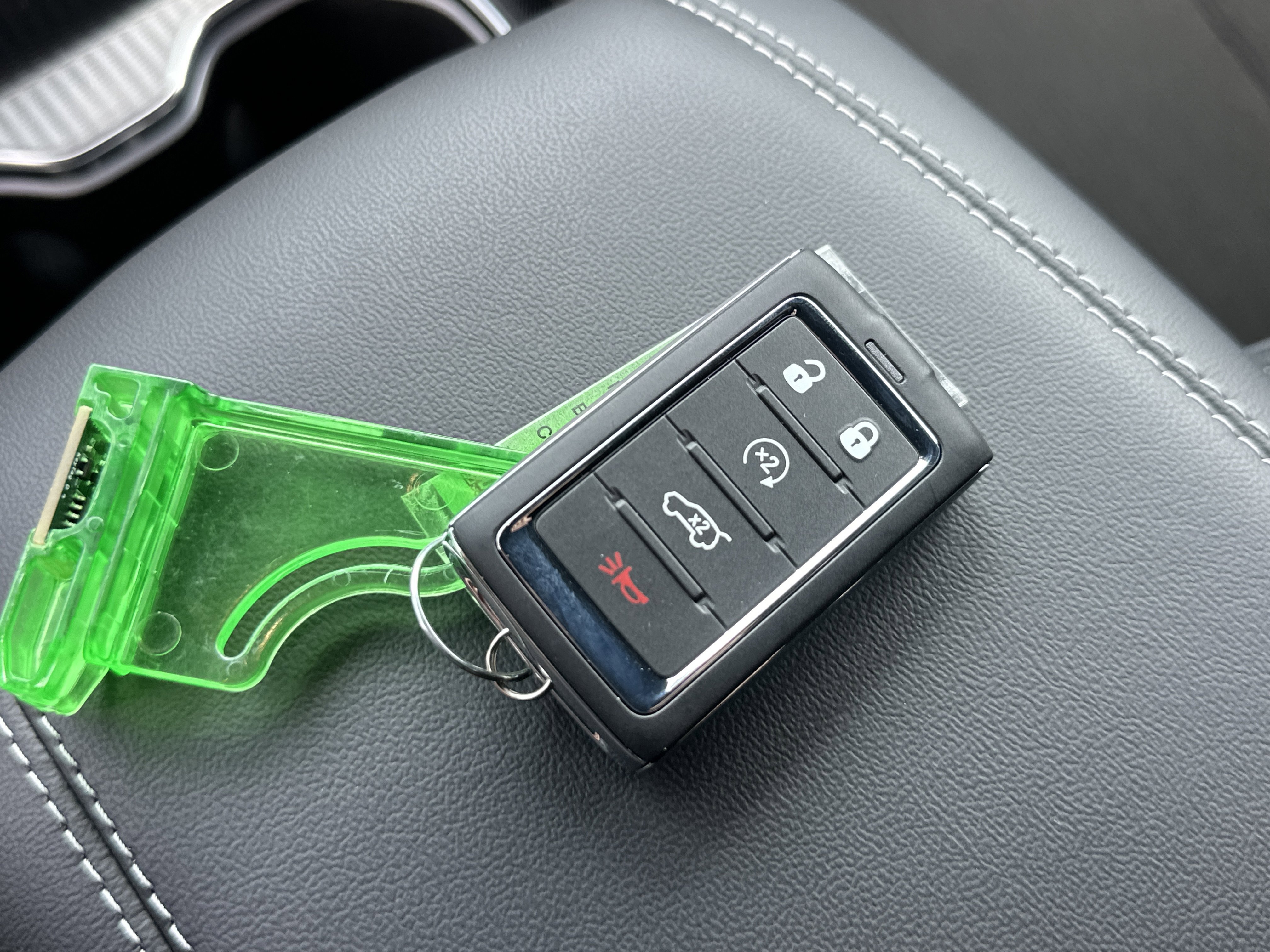 New 2026 Jeep Grand Cherokee Laredo AWD/4WD image 3