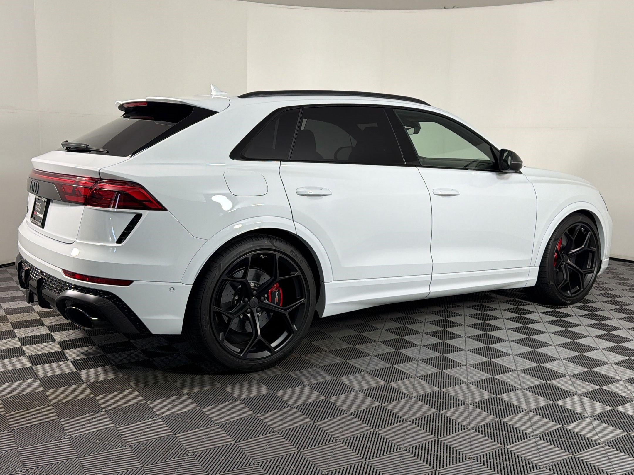 New 2026 Audi RS Q8 performance AWD/4WD image 7