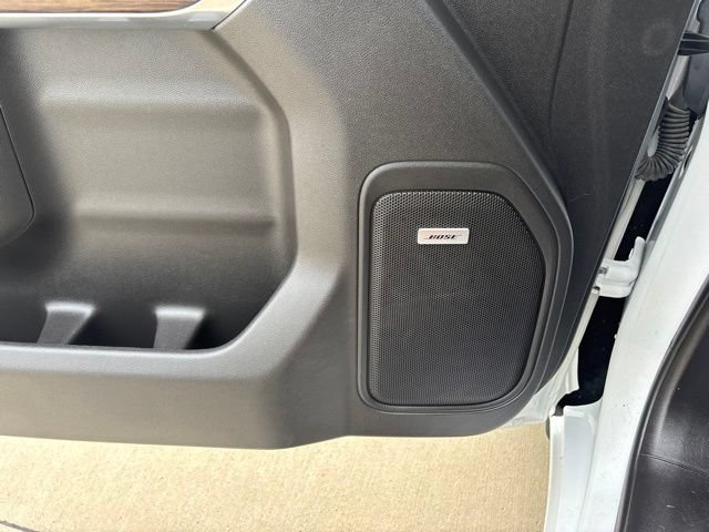 Used 2021 Chevrolet Silverado 1500 High Country w/ Technology Package AWD/4WD image 16