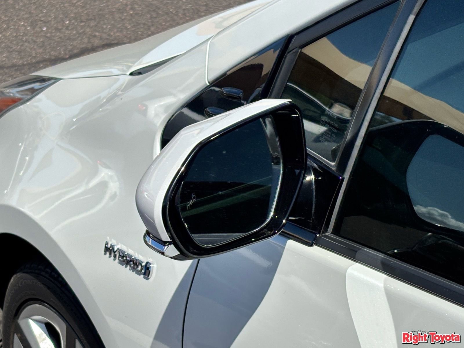 Used 2017 Toyota Prius Three Touring FWD image 9