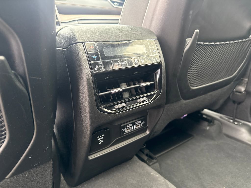 Used 2022 Jeep Grand Cherokee Summit image 26