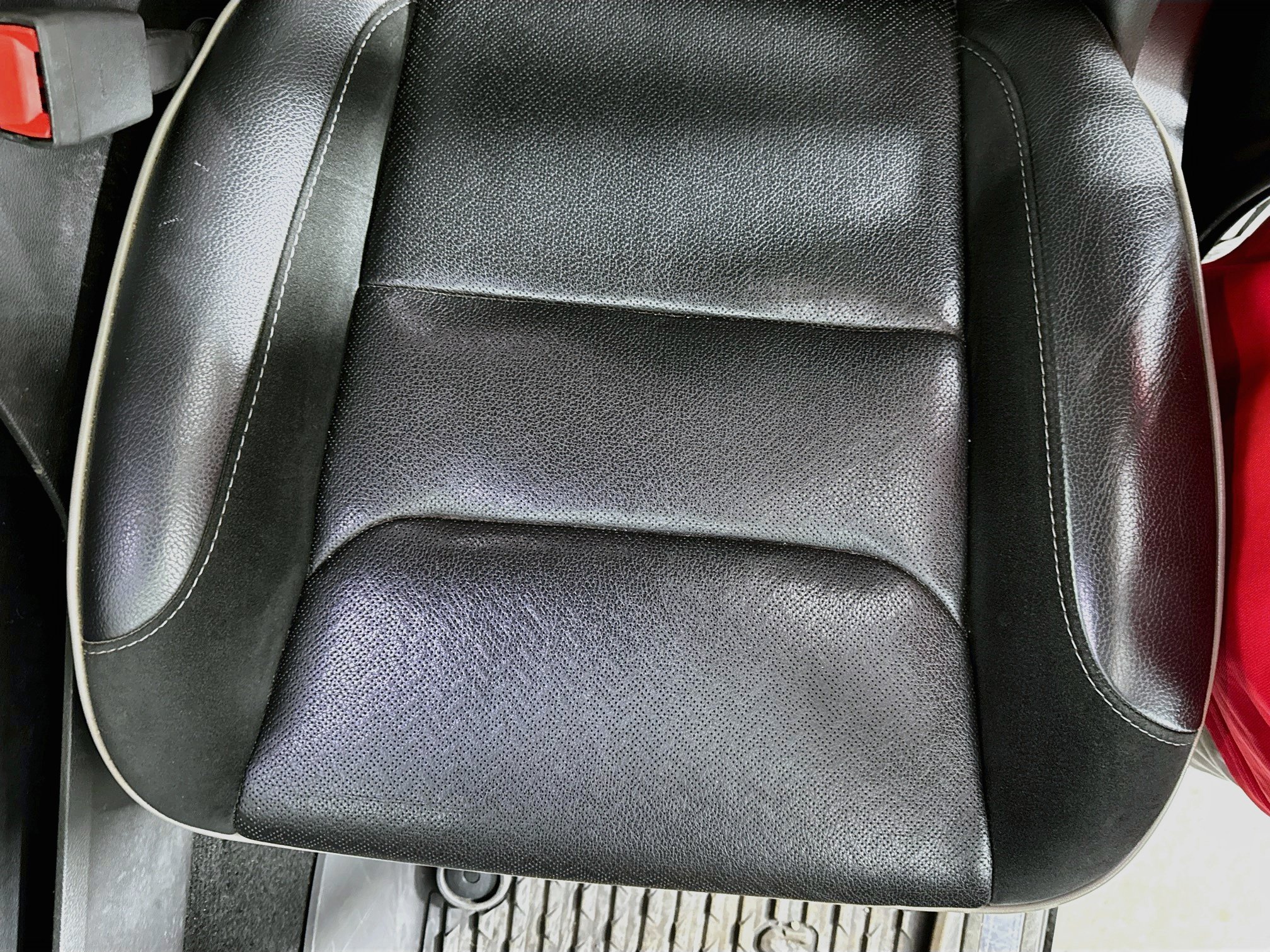 Used 2019 RAM 1500 Laramie AWD/4WD image 19