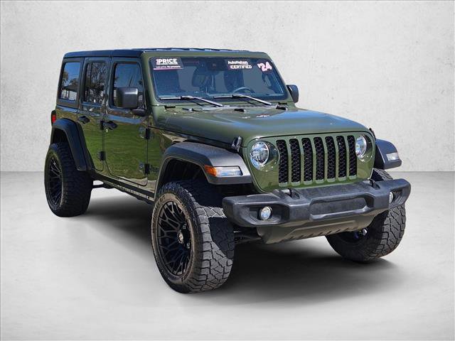 Used 2024 Jeep Wrangler Sport S image 3