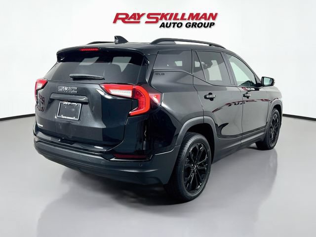 Used 2022 GMC Terrain SLE w/ Driver Convenience Package FWD image 7