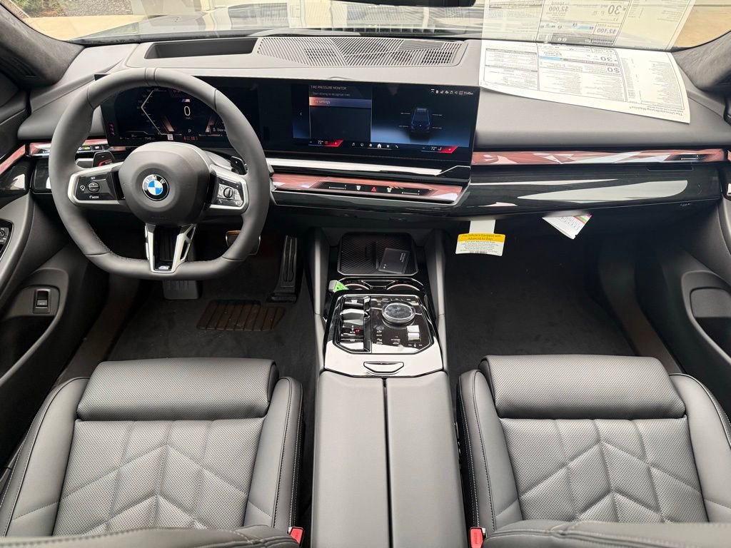 New 2026 BMW 530i xDrive w/ M Sport Package image 13