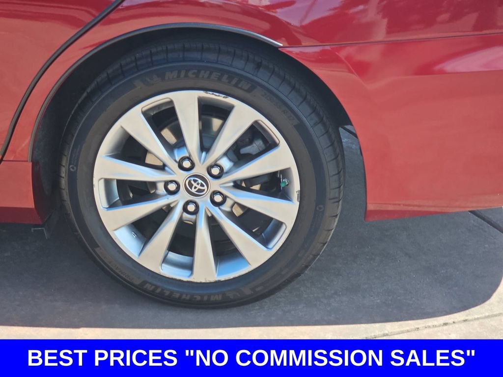 Used 2017 Toyota Camry XLE FWD image 35
