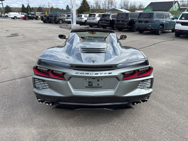 Used 2022 Chevrolet Corvette Stingray Preferred Conv w/ Z51 Performance Package RWD image 7