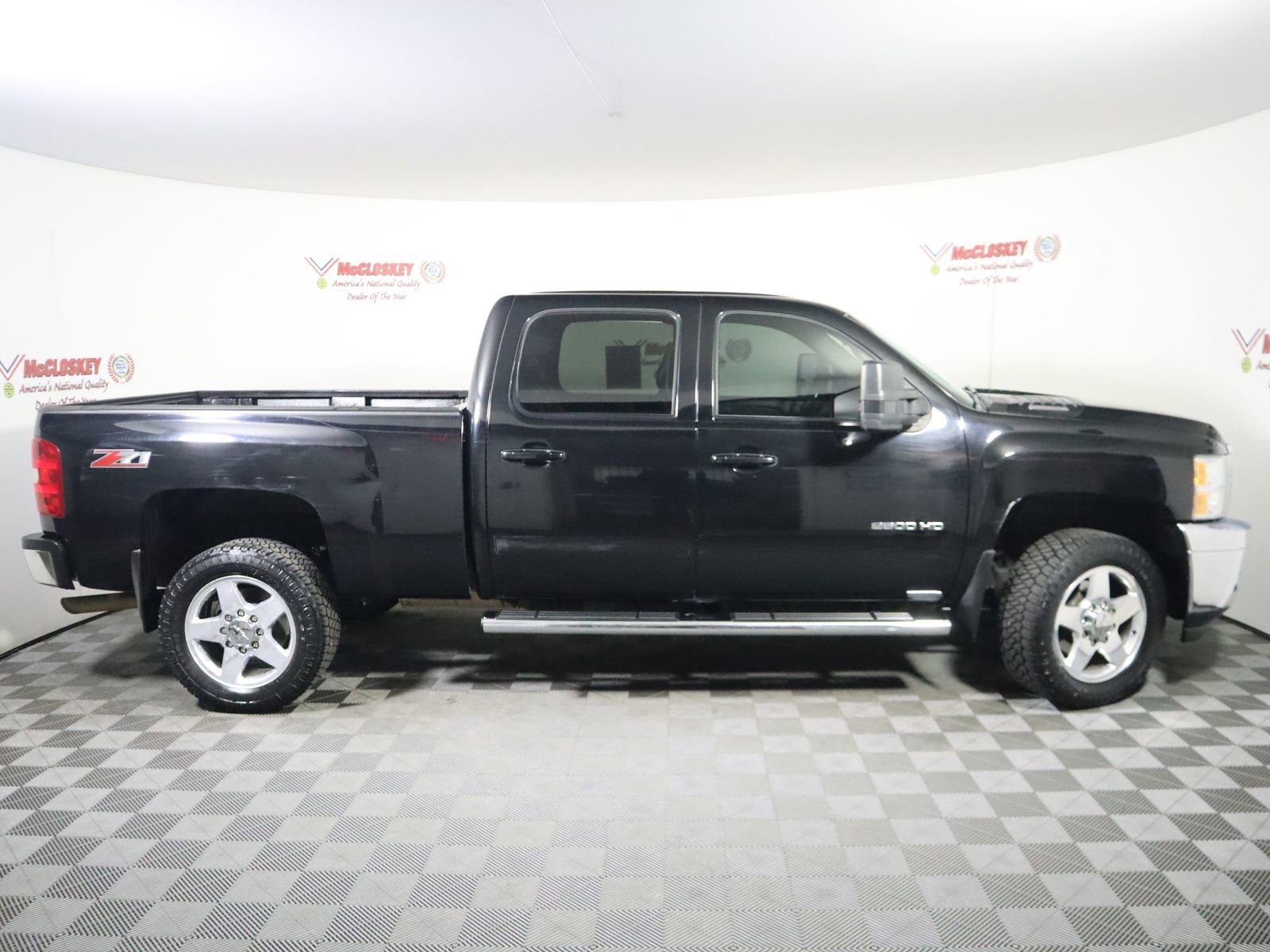 Used 2012 Chevrolet Silverado 2500 LTZ w/ LTZ Plus Package AWD/4WD image 3
