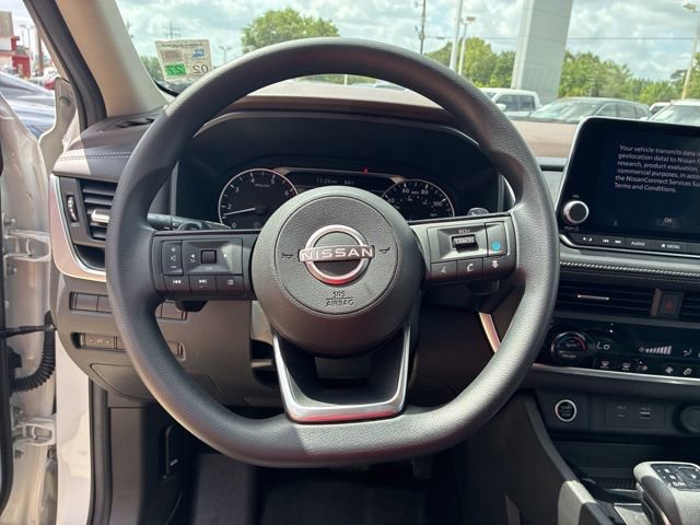 Used 2023 Nissan Rogue SV image 21
