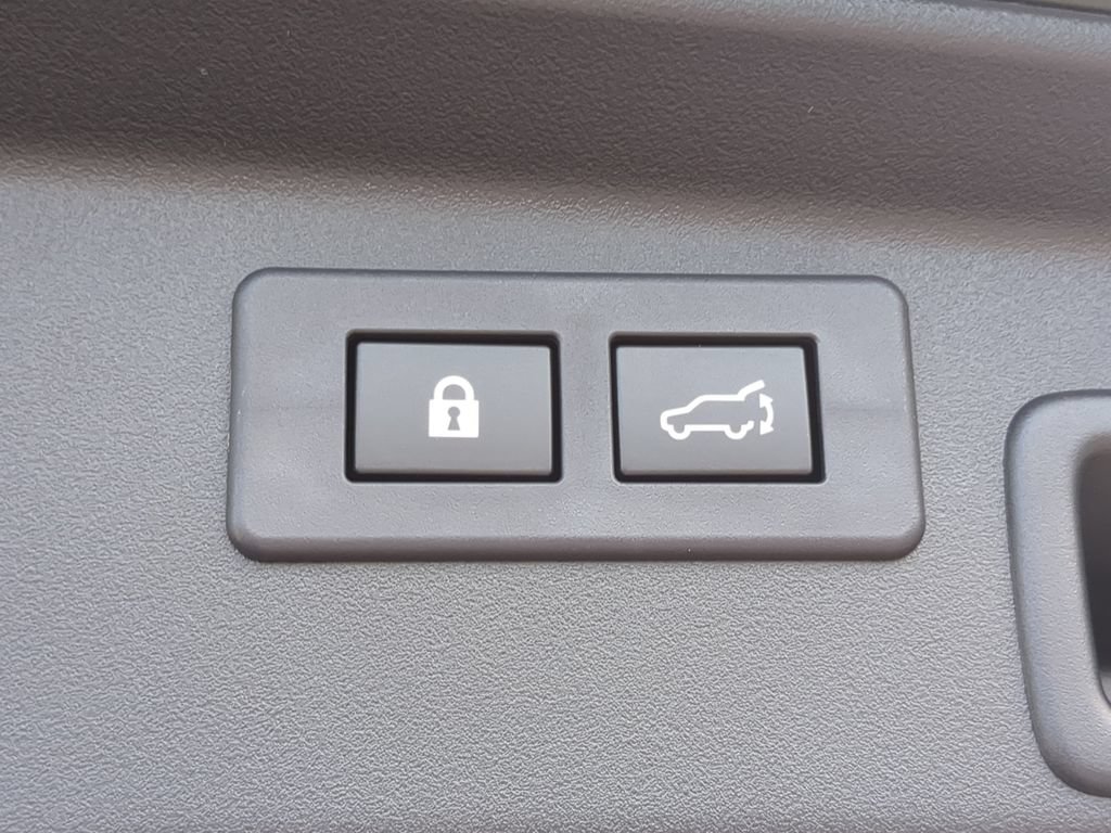 Certified 2026 Subaru Outback Limited AWD/4WD image 10