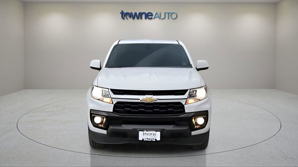 Used 2022 Chevrolet Colorado LT AWD/4WD image 9