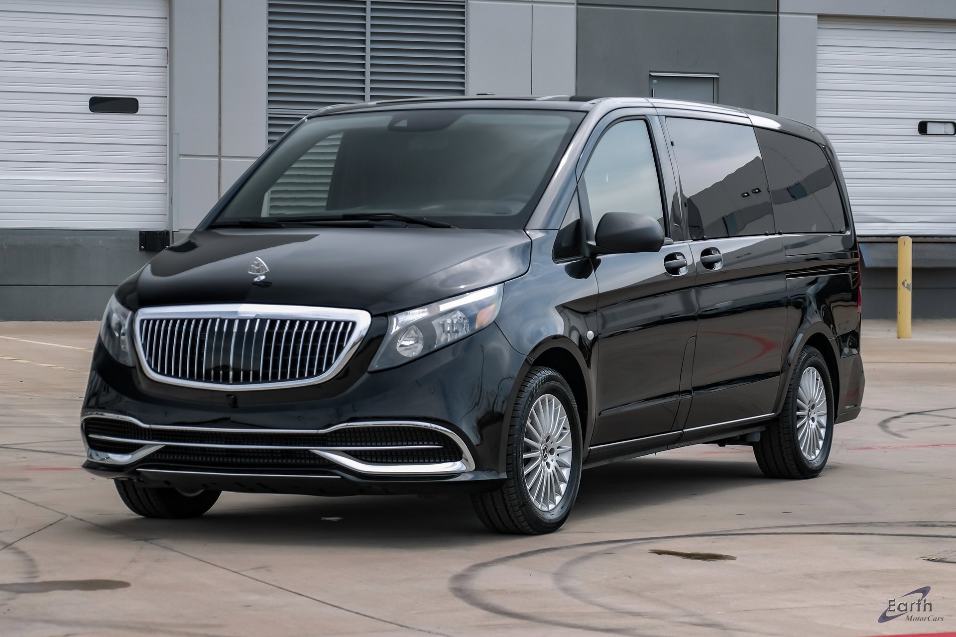 Used 2023 Mercedes-Benz Metris Passenger image 1