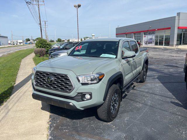 Certified 2023 Toyota Tacoma TRD Off-Road AWD/4WD image 1