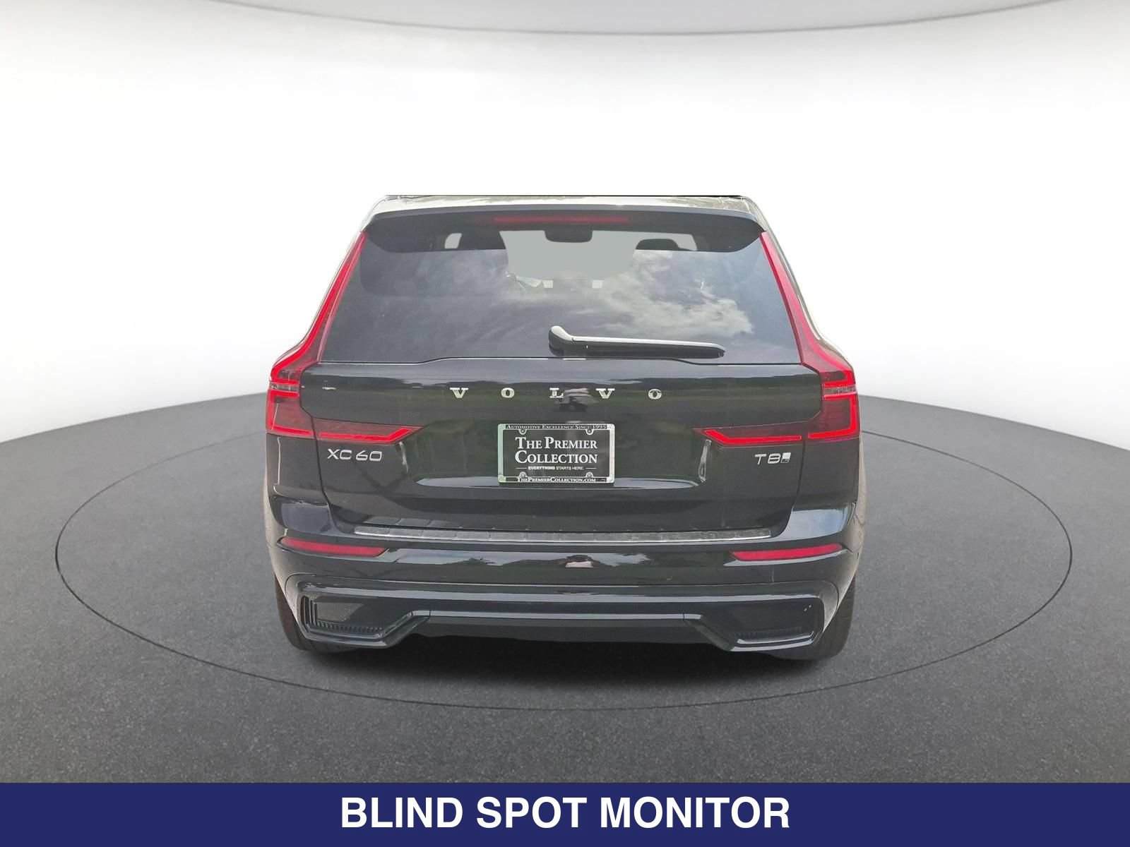 New 2026 Volvo XC60 T8 Ultra w/ Protection Package Premier AWD/4WD image 8