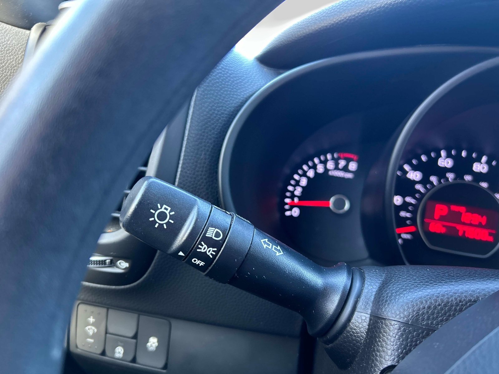 Used 2015 Kia Soul + w/ Eco Package FWD image 23