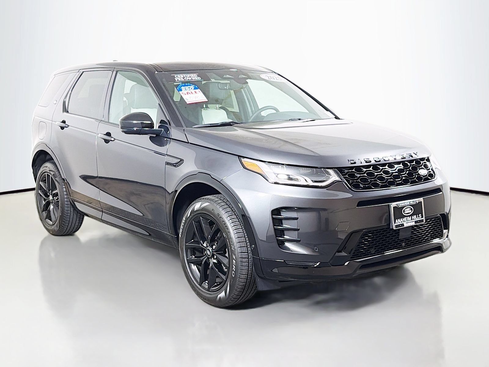 Certified 2025 Land Rover Discovery Sport Dynamic SE AWD/4WD image 7