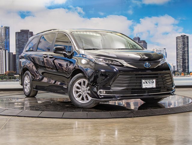 Used 2021 Toyota Sienna XLE w/ XLE Plus Package
