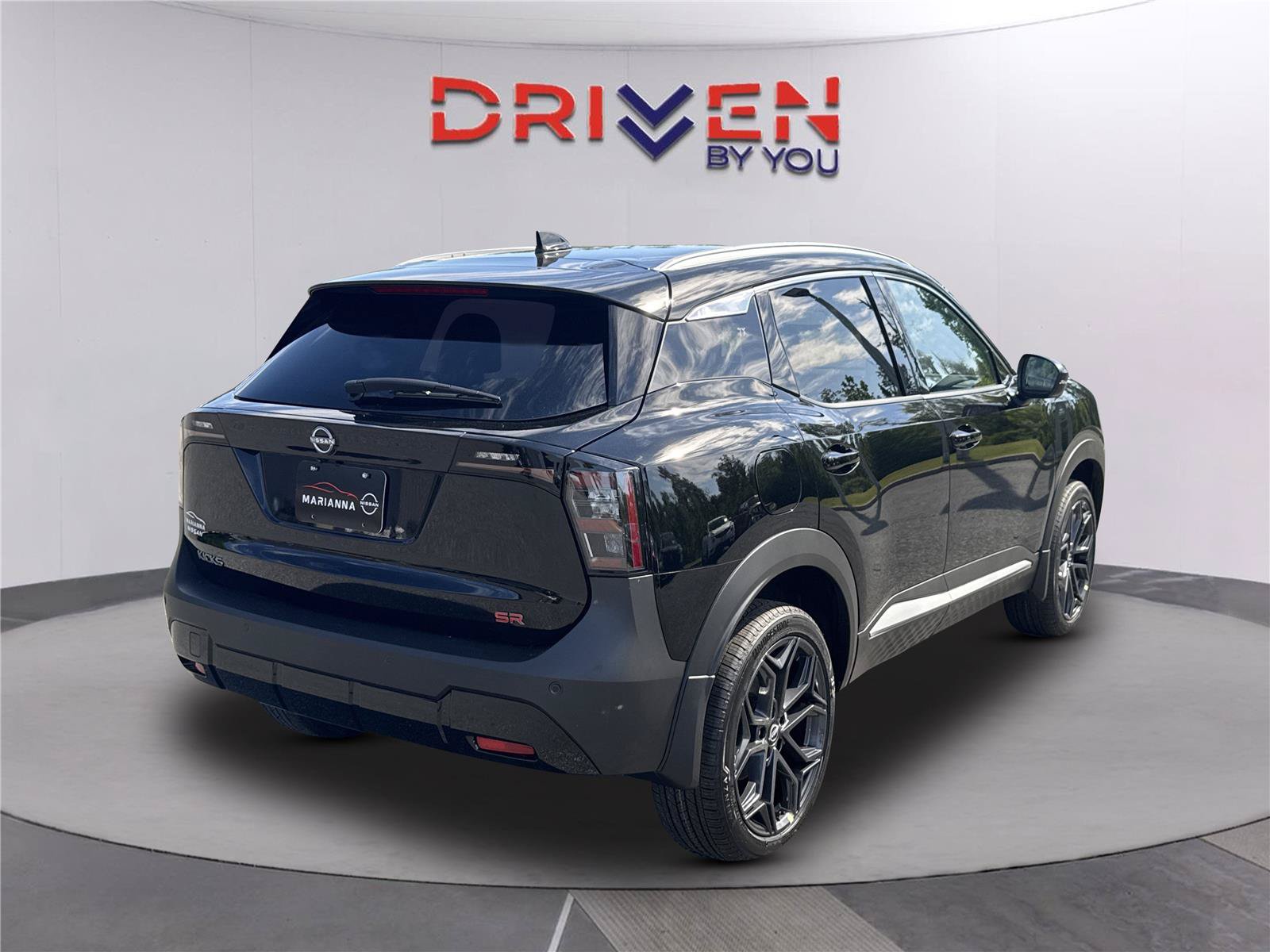 New 2026 Nissan Kicks SR FWD image 4