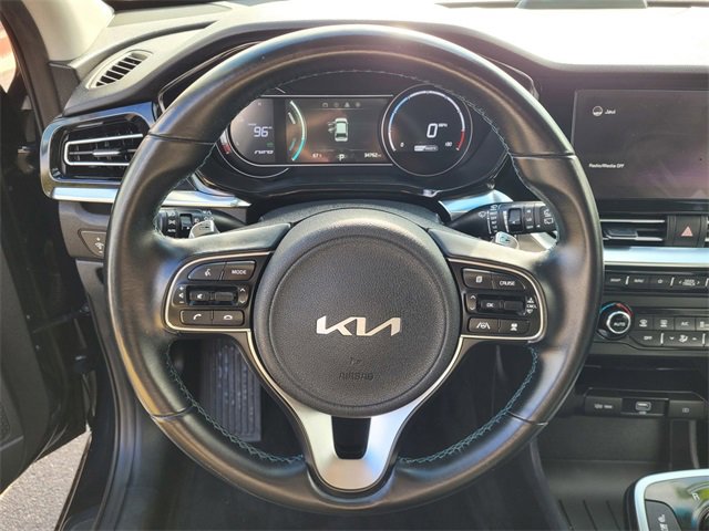 Used 2022 Kia Niro EX Premium image 19