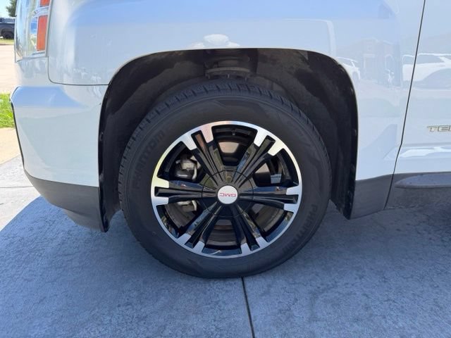 Used 2017 GMC Terrain SLT w/ Open Road Package FWD image 4
