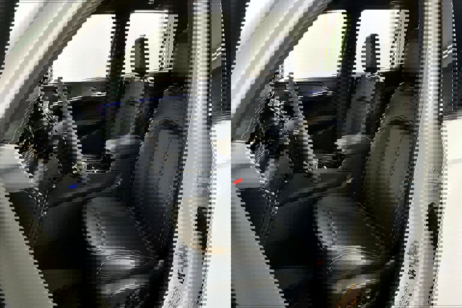 Used 2025 Jeep Grand Cherokee Overland w/ Trailer Tow Package image 8