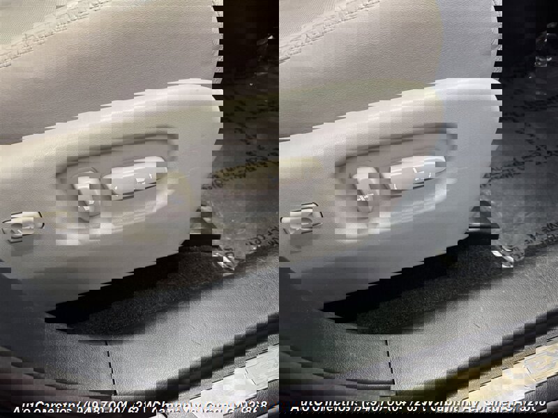 Used 2011 Lexus RX 450h 2WD image 27