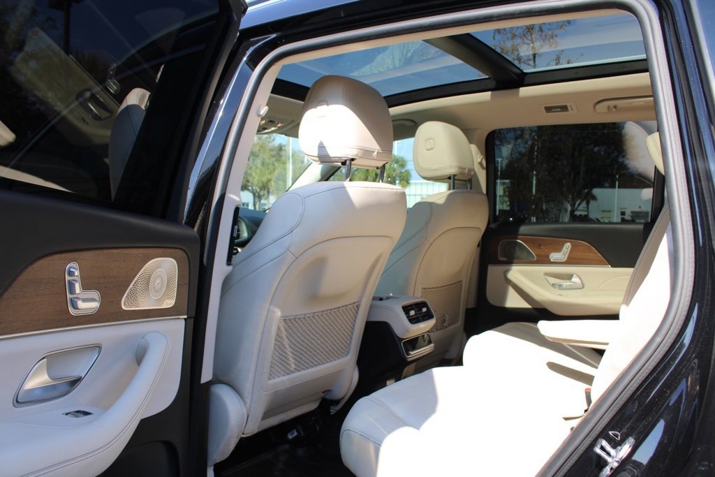Certified 2023 Mercedes-Benz GLS 450 4MATIC image 30