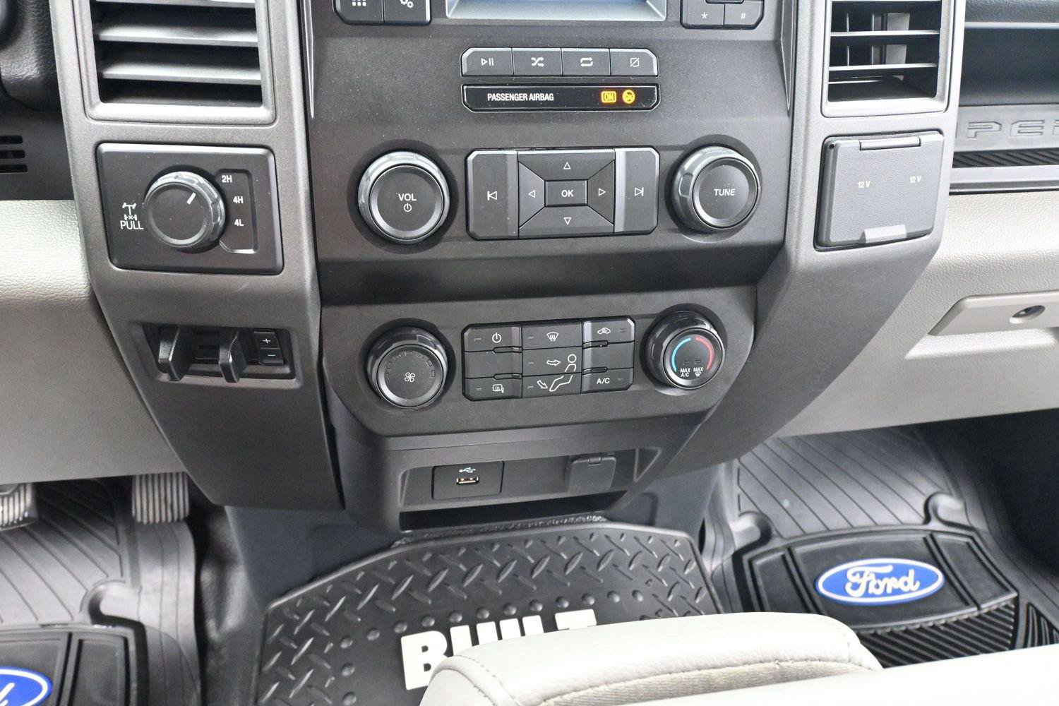 Used 2022 Ford F250 XL w/ Power Equipment Group AWD/4WD image 24