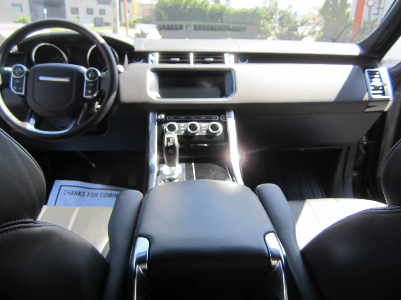 Used 2017 Land Rover Range Rover Sport HSE image 18