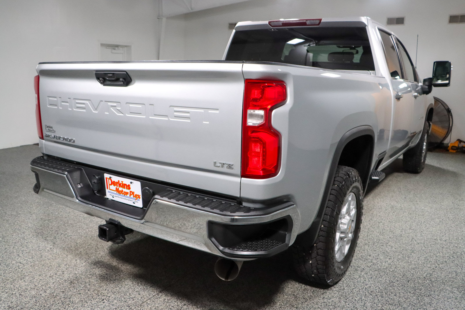 Used 2022 Chevrolet Silverado 2500 LTZ w/ Z71 Off-Road Package AWD/4WD image 7