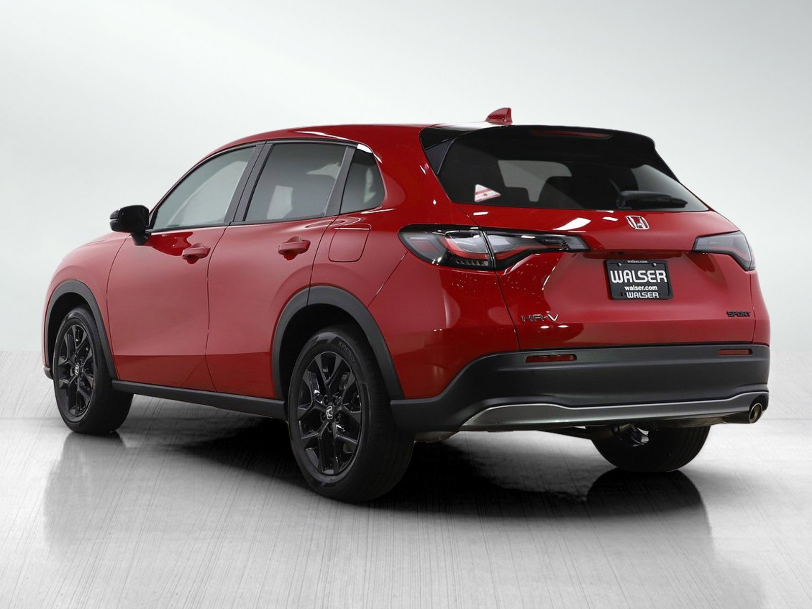 Used 2025 Honda HR-V Sport image 3