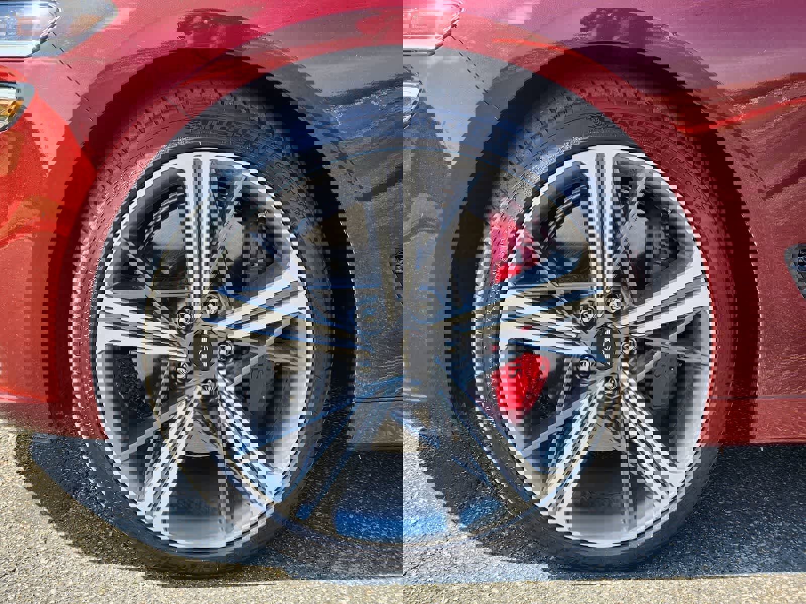 Used 2025 Genesis G70 3.3T Advanced w/ Sport Prestige Package RWD image 9