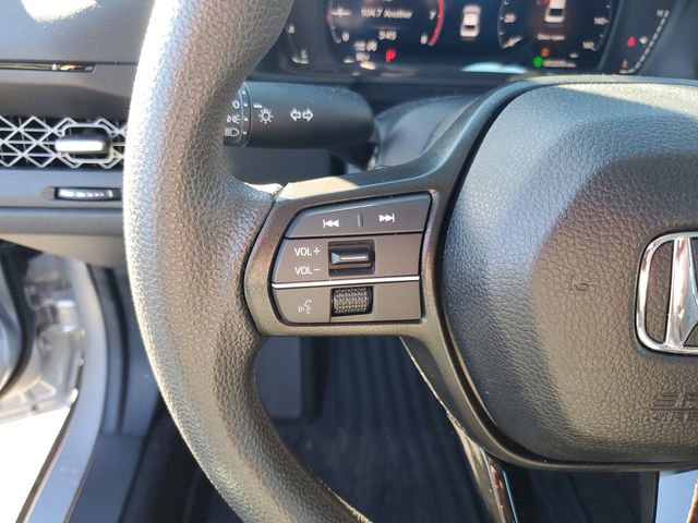 Used 2025 Honda Accord SE image 15