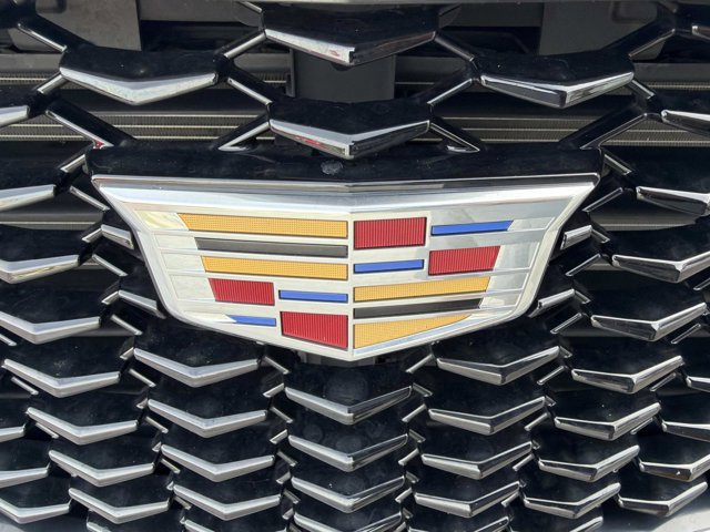 Used 2023 Cadillac XT4 Sport FWD image 8