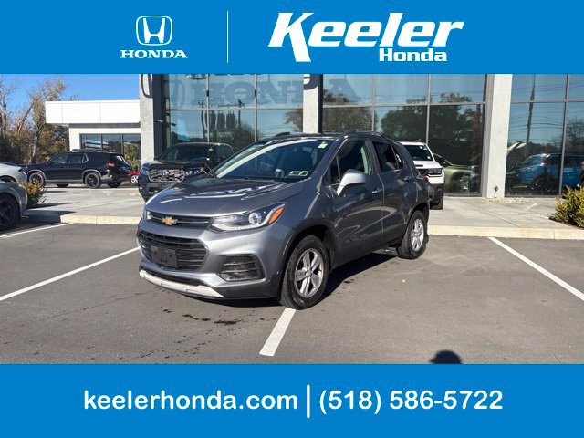Used 2019 Chevrolet Trax LT w/ LT Convenience Package AWD/4WD image 1