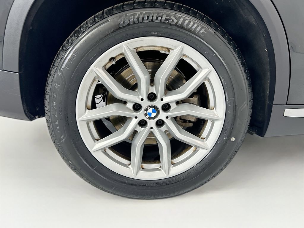 Certified 2022 BMW X5 sDrive40i w/ Climate Comfort Package image 32