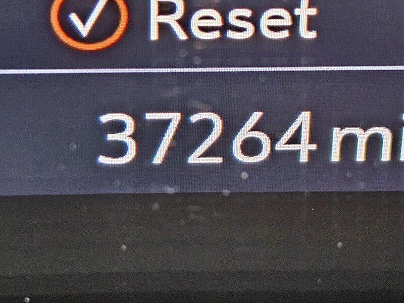 Used 2022 Buick Envision Avenir w/ Technology Package II image 24