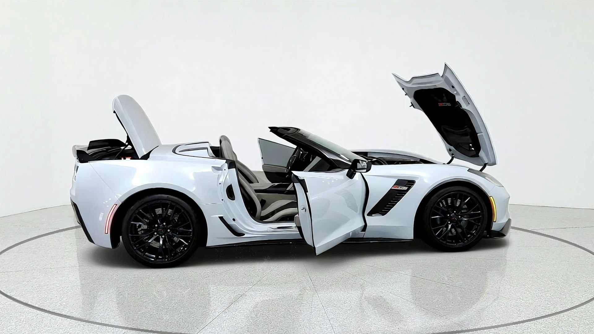 Certified 2019 Chevrolet Corvette Z06 RWD image 13