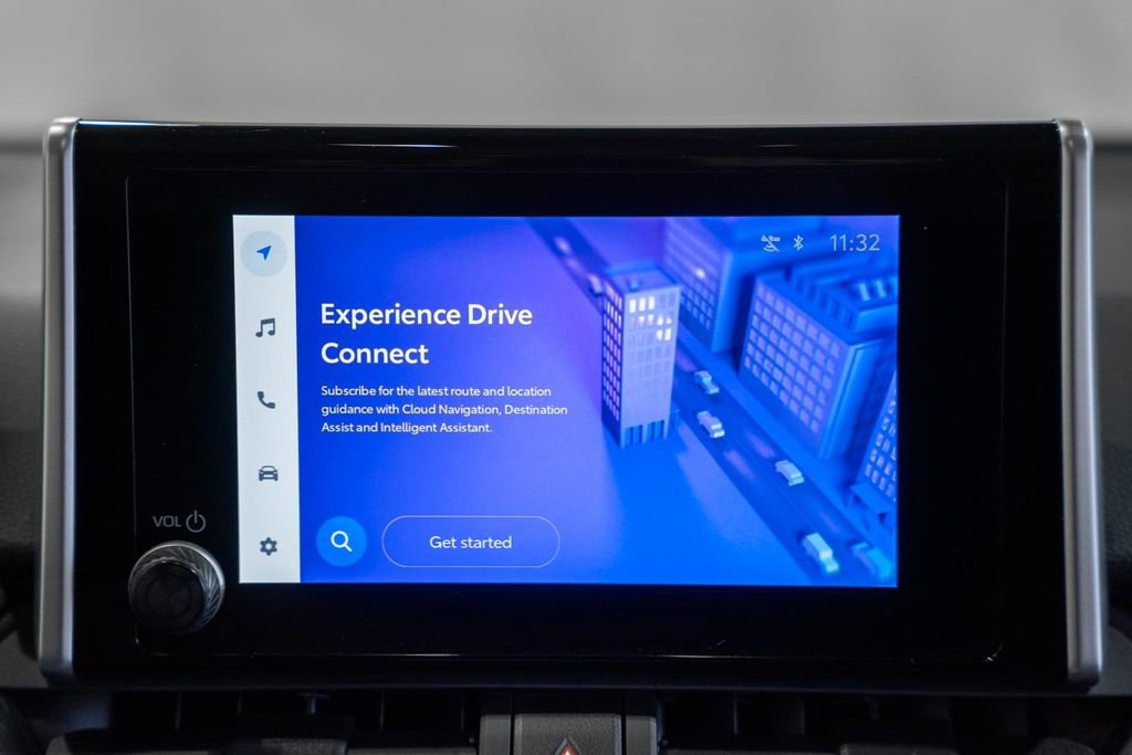 Used 2025 Toyota RAV4 LE image 19