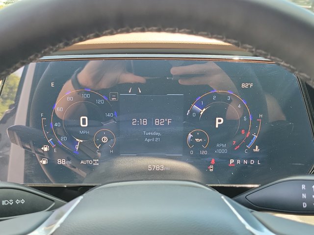 Used 2025 Chevrolet Tahoe High Country AWD/4WD image 31
