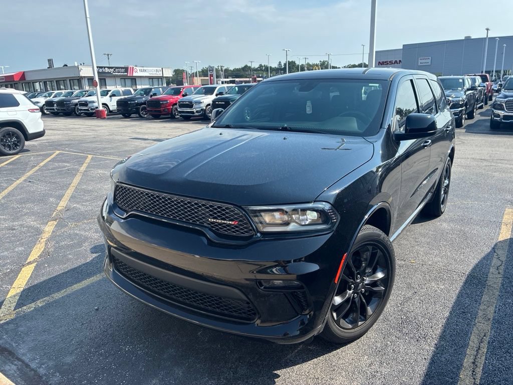 Used 2022 Dodge Durango SXT w/ Blacktop Package AWD/4WD image 3