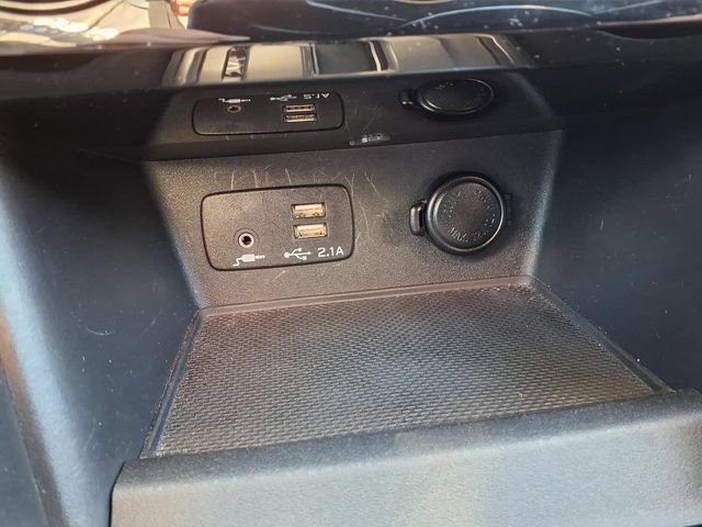 Used 2023 Subaru Forester Premium AWD/4WD image 17