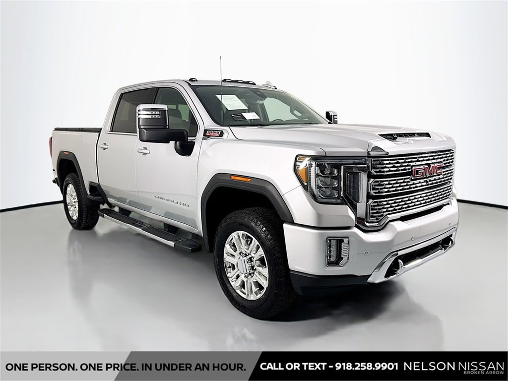 Used 2020 GMC Sierra 3500 Denali w/ Denali Ultimate Package image 3