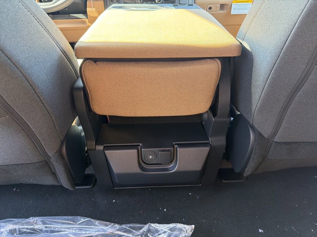 New 2026 Ford F250 4x4 Crew Cab Super Duty image 18