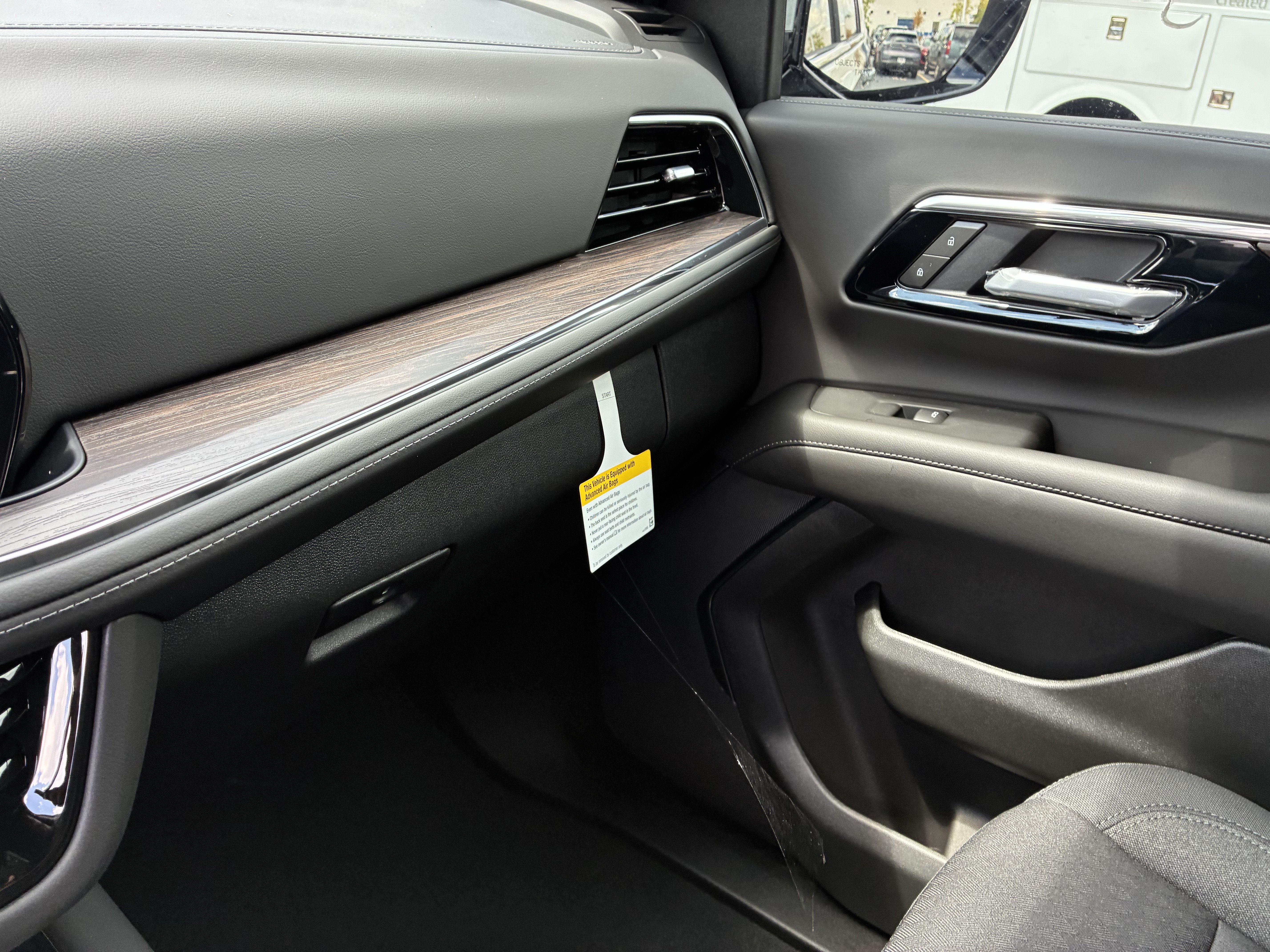 New 2026 Chevrolet Suburban LS w/ Max Trailering Package RWD image 36