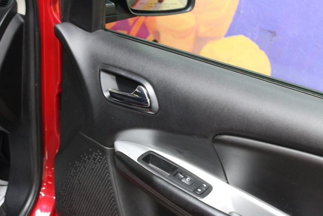 Used 2016 Dodge Journey SXT w/ Comfort/Convenience Group FWD image 11